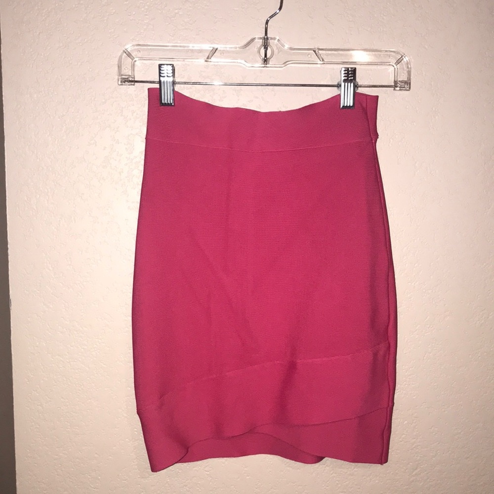 ⭐️BCBG MAX AZRIA Barbie Pink Silvie Mini Skirt⭐️